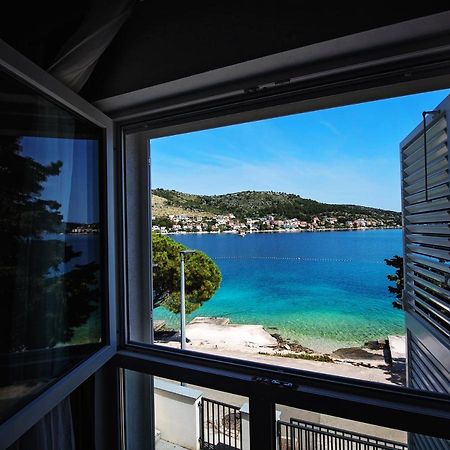 Sea Front Apartments Ivana Rogoznica  Exteriör bild